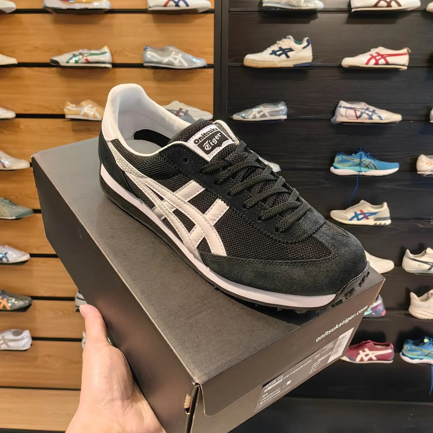 Onitsuka Tiger EDR 78 Black White Premium First Copy Sneakers D-2056 Main image