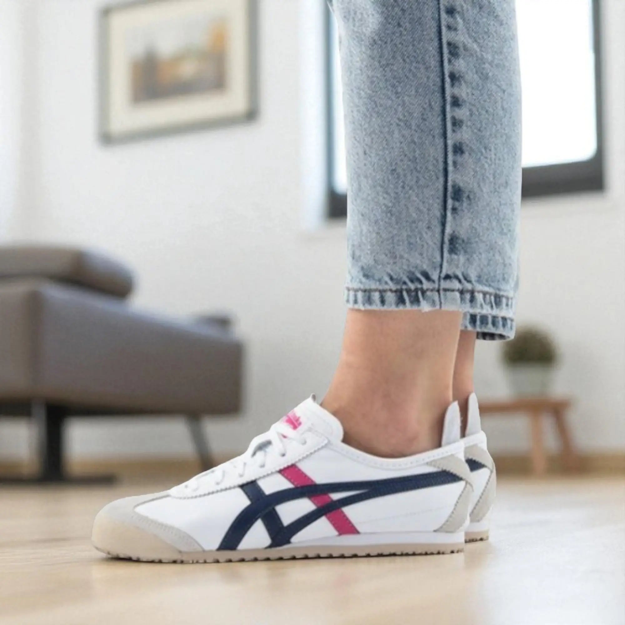 Onitsuk_a Tiger Mexico 66 WhiteBluePink  Girls Premium First Copy Sneakers D-1959 Secondary image