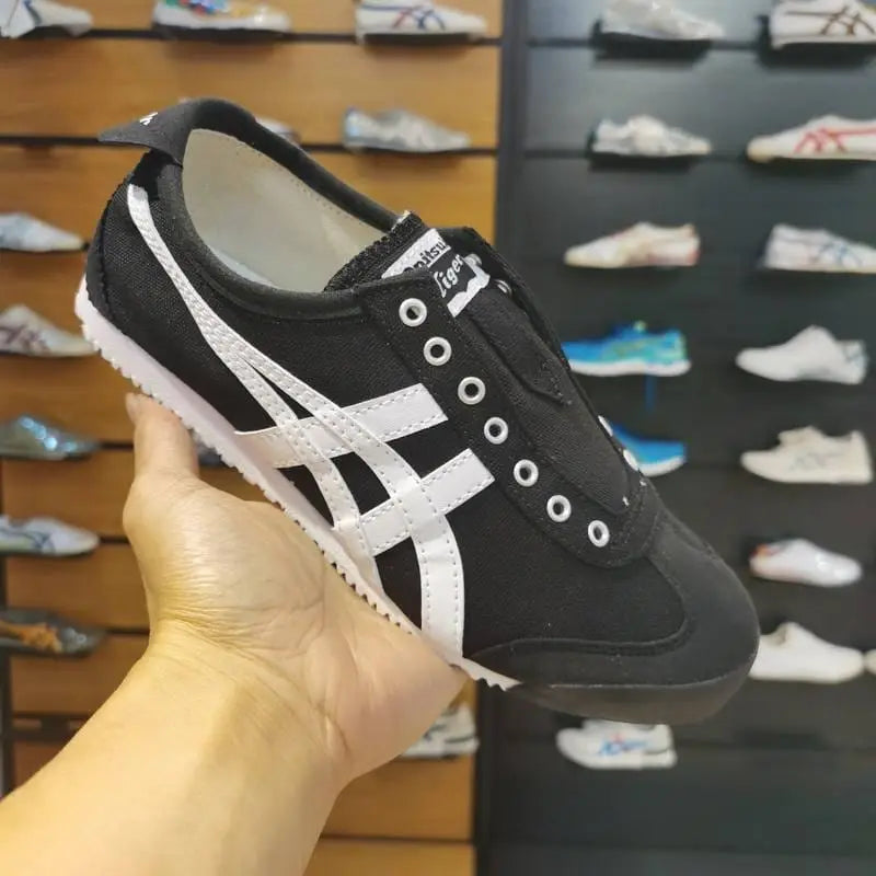 Onitsuk_a Tiger Mexico 66 Slip-On Black White Girls First Copy D-1866 Main image