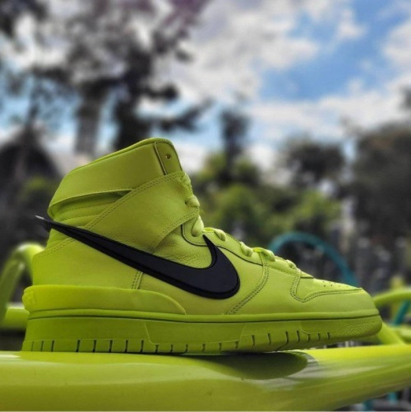 Nike Dunk High X Ambush FLASH LIME Main image