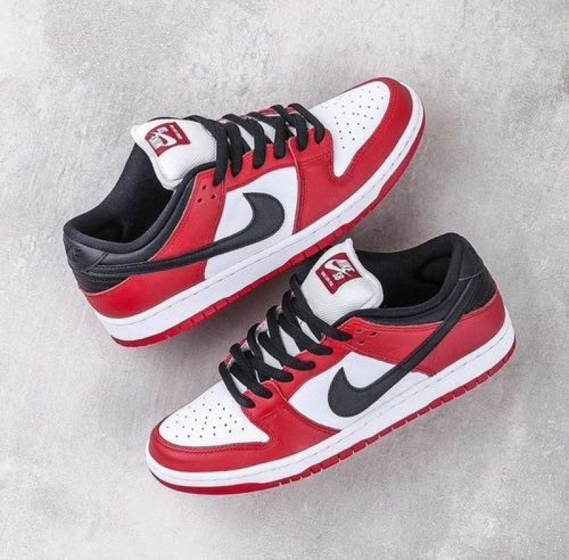Nike SB Dunk Low J PACK CHICAGO