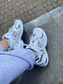 New Balance 530 WHITE NAVY Women's