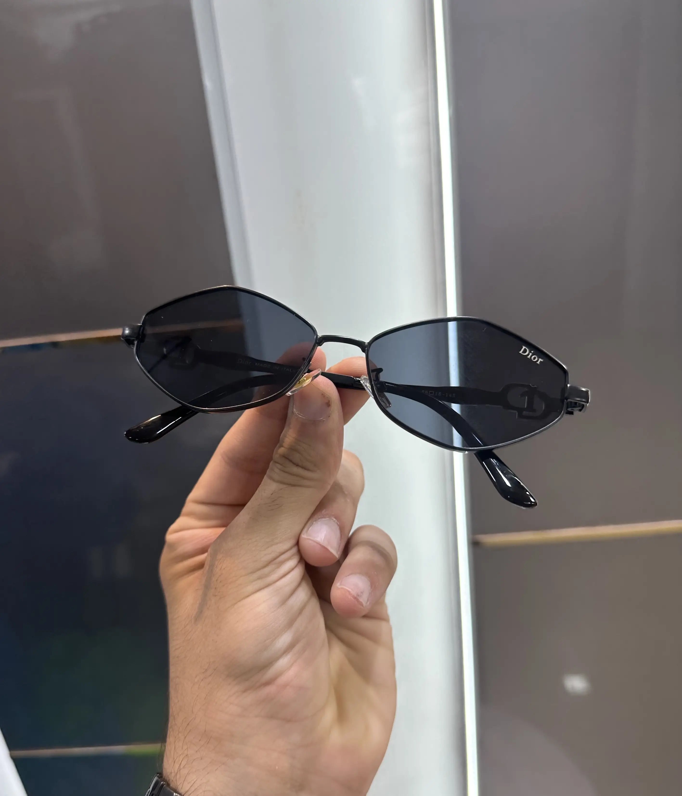 Dior All Black Premium Shades 05 Secondary image