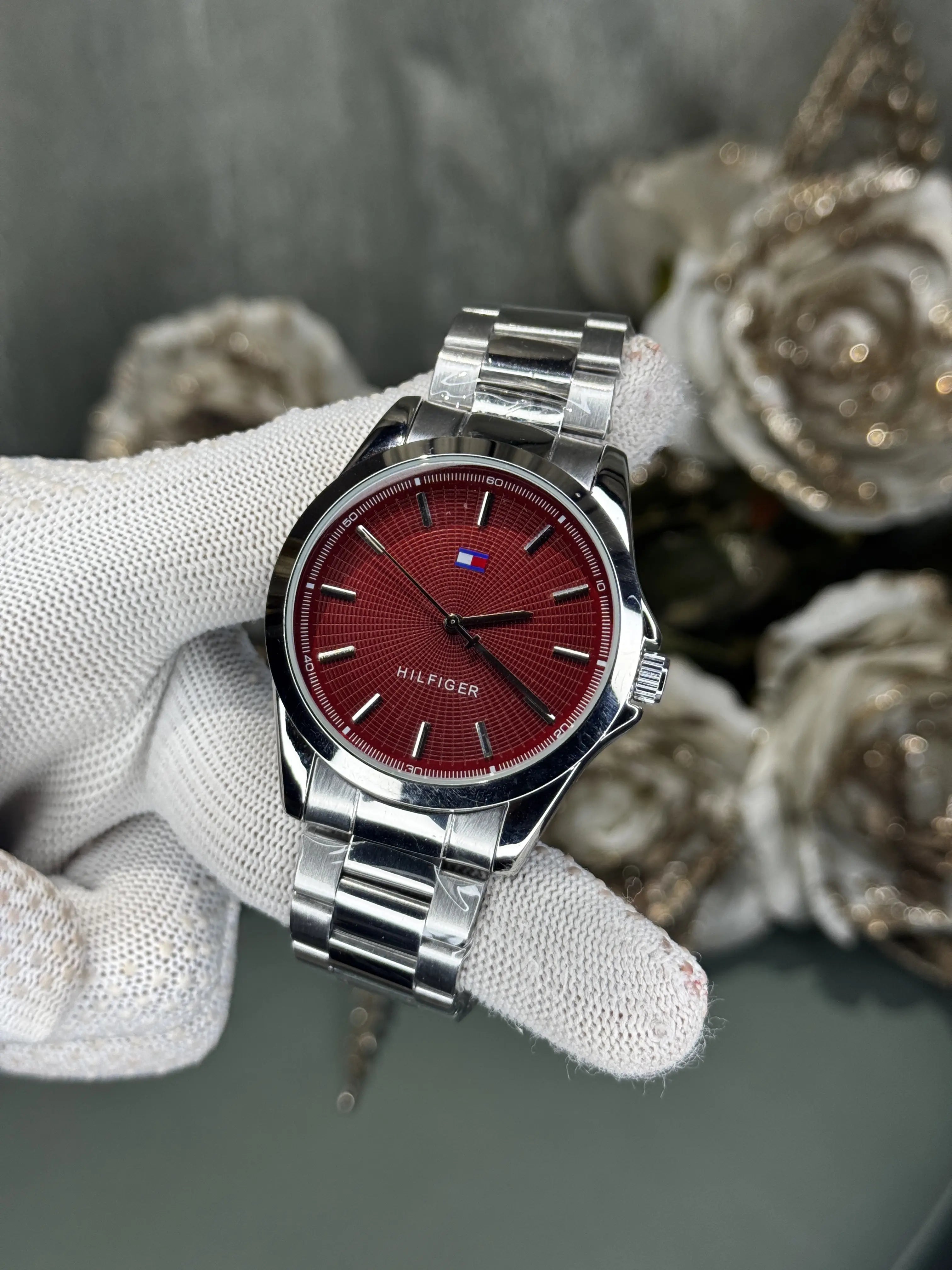 Tommy Hilfige r Bruce Silver Red Premium Quartz Watch Secondary image