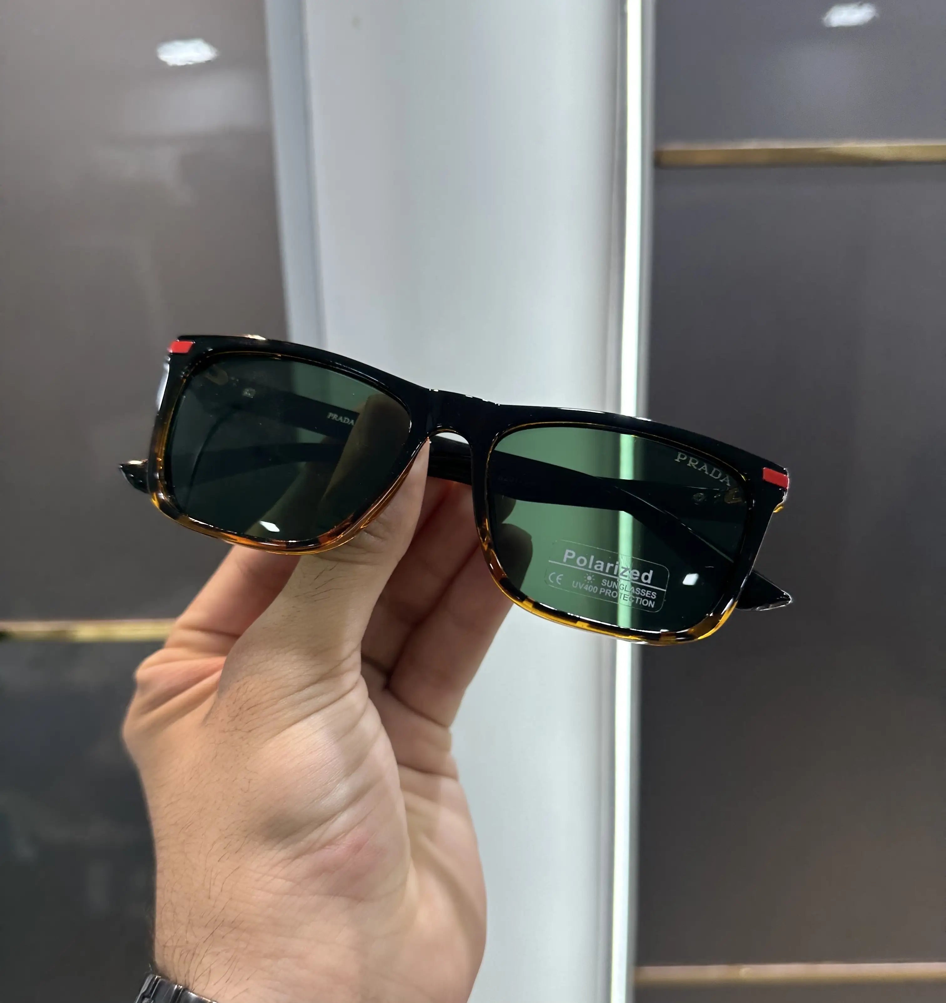 Prad a Tiger Green Premium Shades 2017 Secondary image