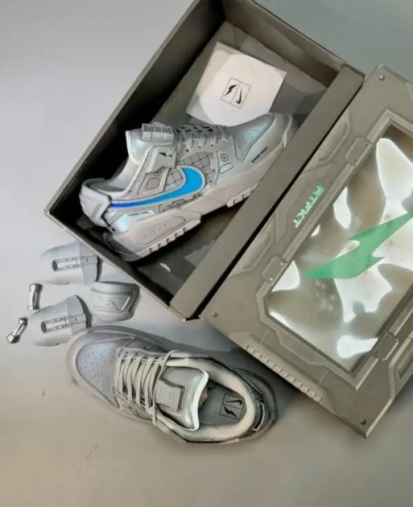 Nik_e Dunk X Genesis Low RTFKT OG With Accessories Main image