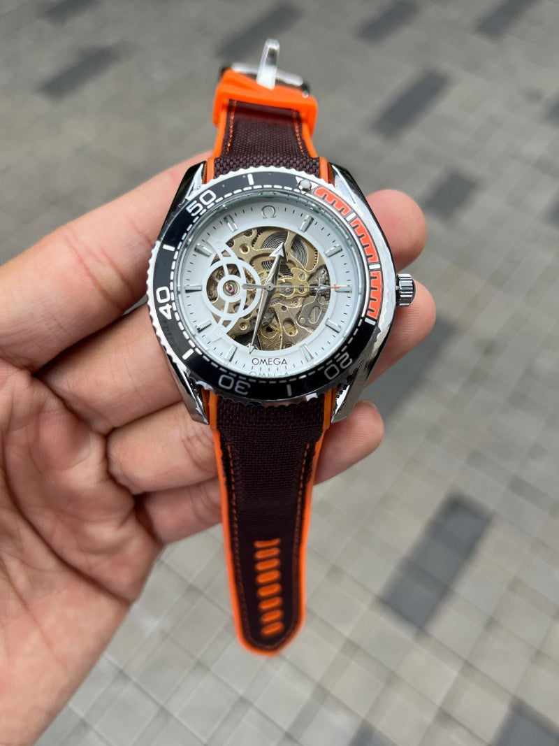 Omeg a Speedmaster Automatic Brown Secondary image