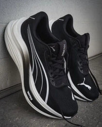 Pum_a Deviate Magmax Nitro Black White