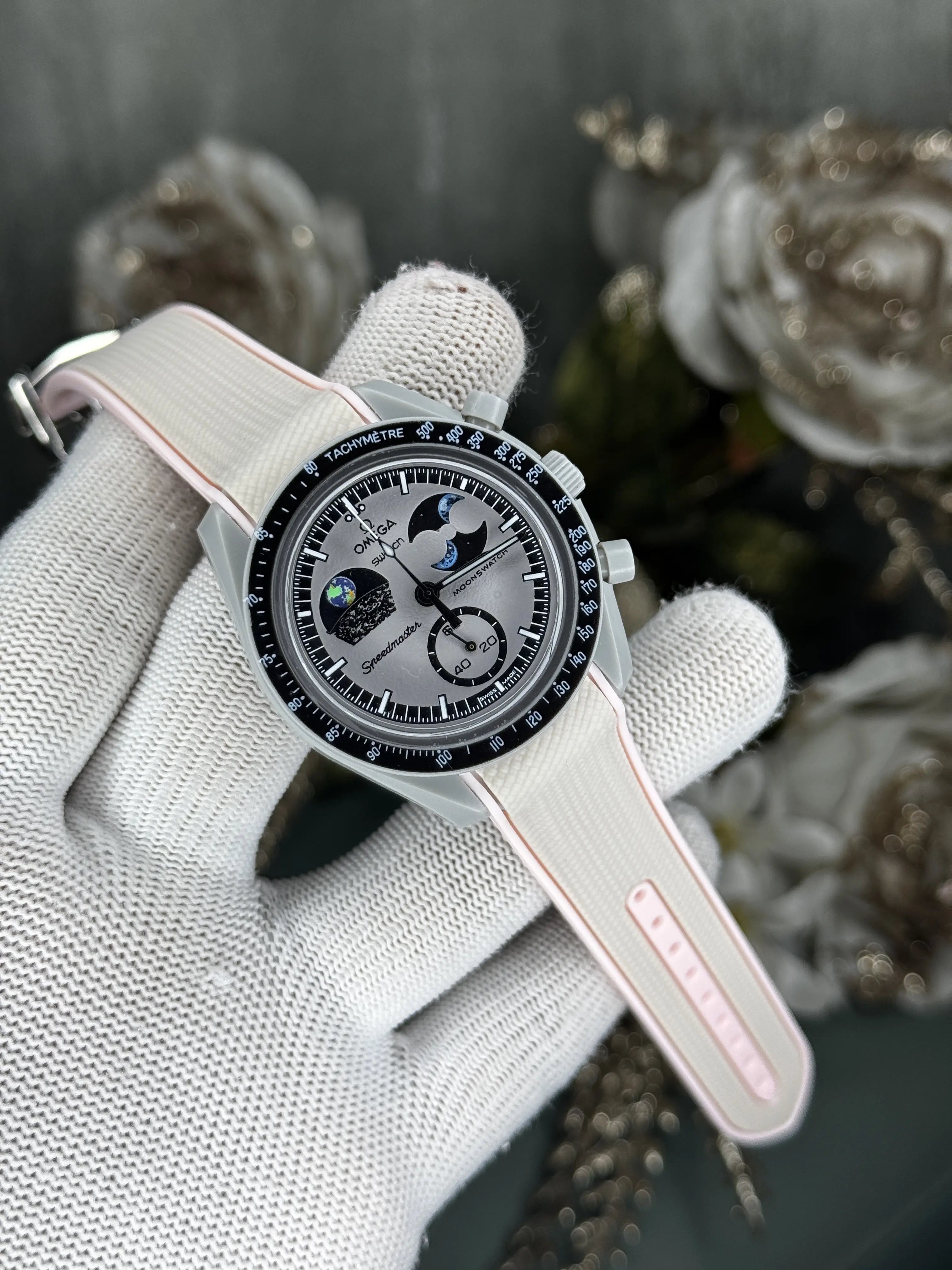 Omeg a x Swatch Grey Pink Chronograph Premium Watch Secondary image