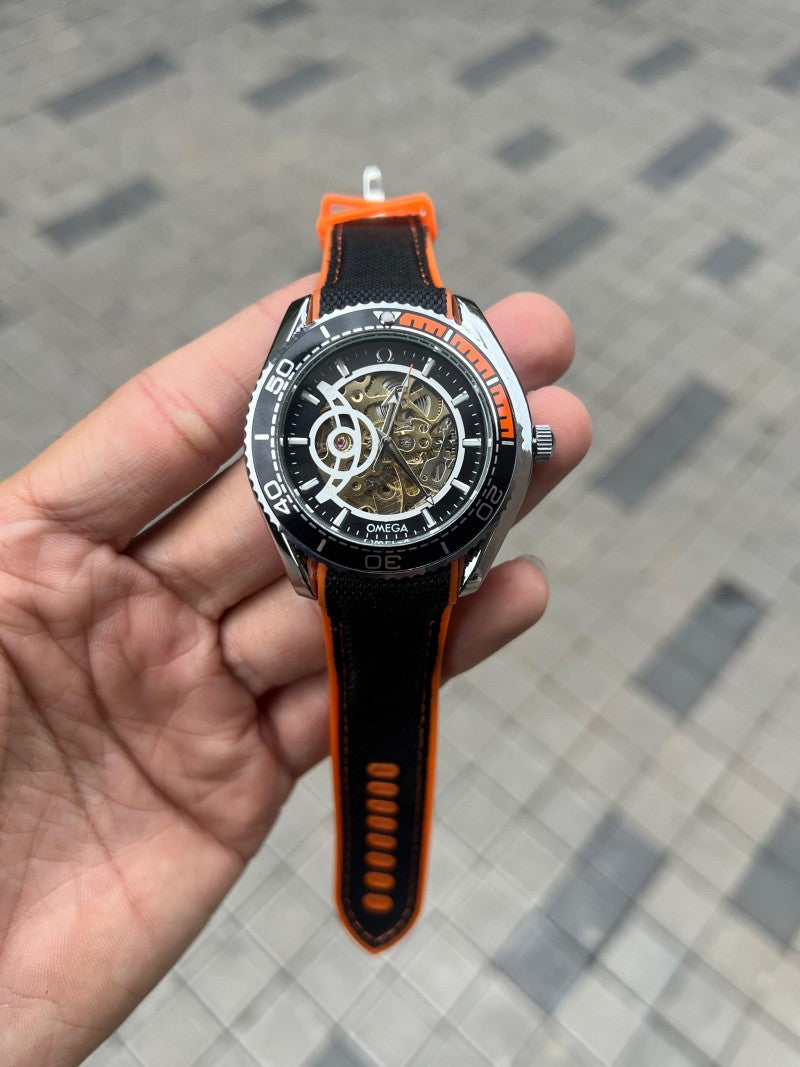 Omeg a Speedmaster Automatic Silver Black Main image