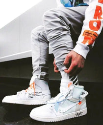 Nik_e Jordan retro 1 X off white UNC