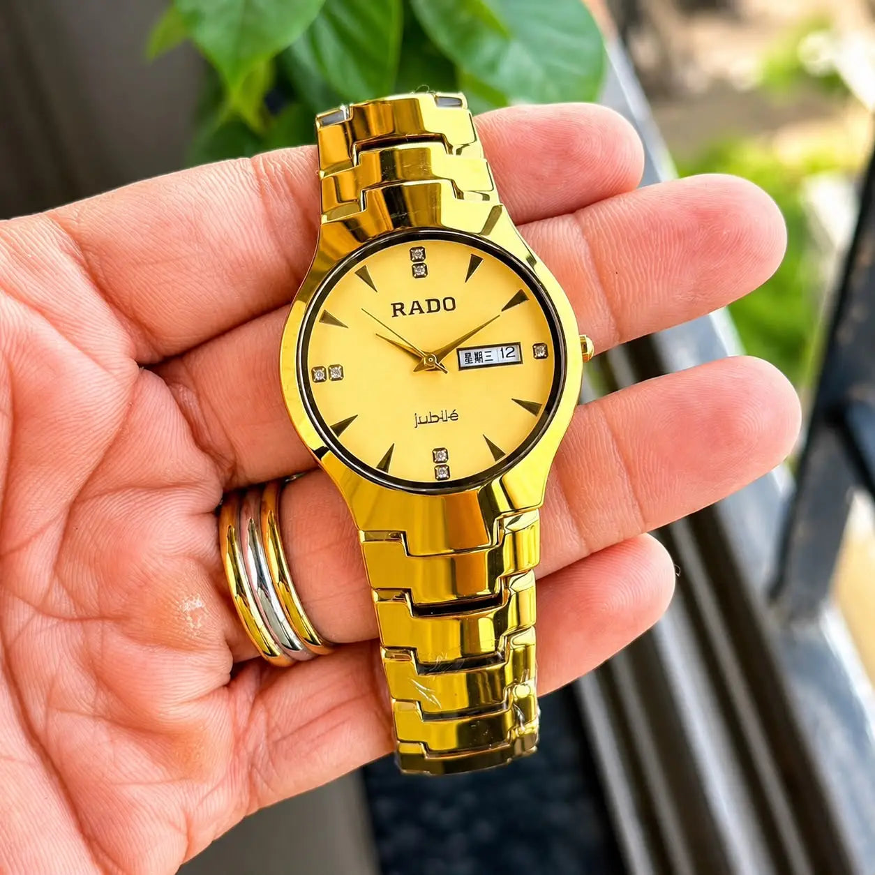 RADO_CERAMIC_FULL_GOLD Main image