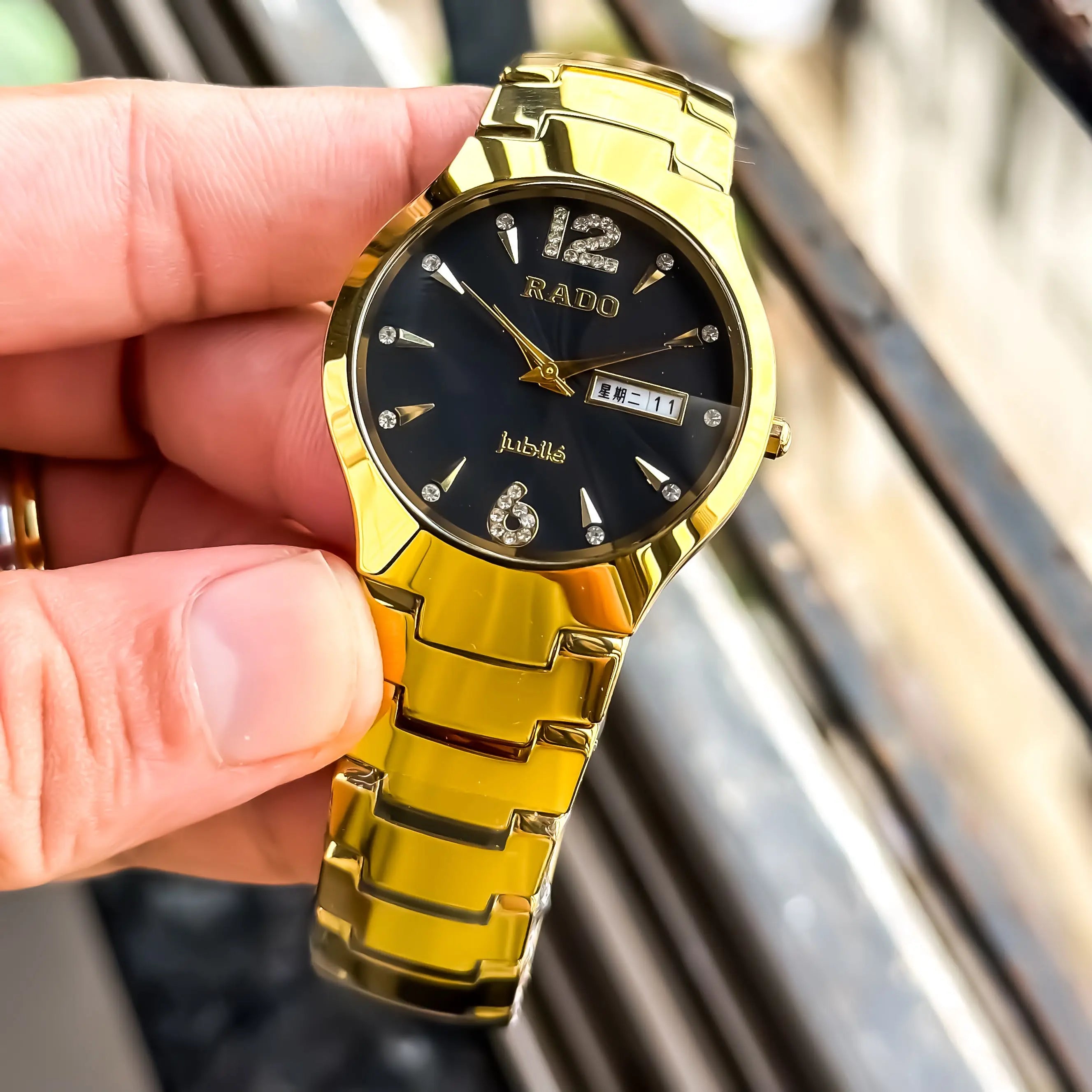 RADO_CERAMIC_GOLD_BLACK