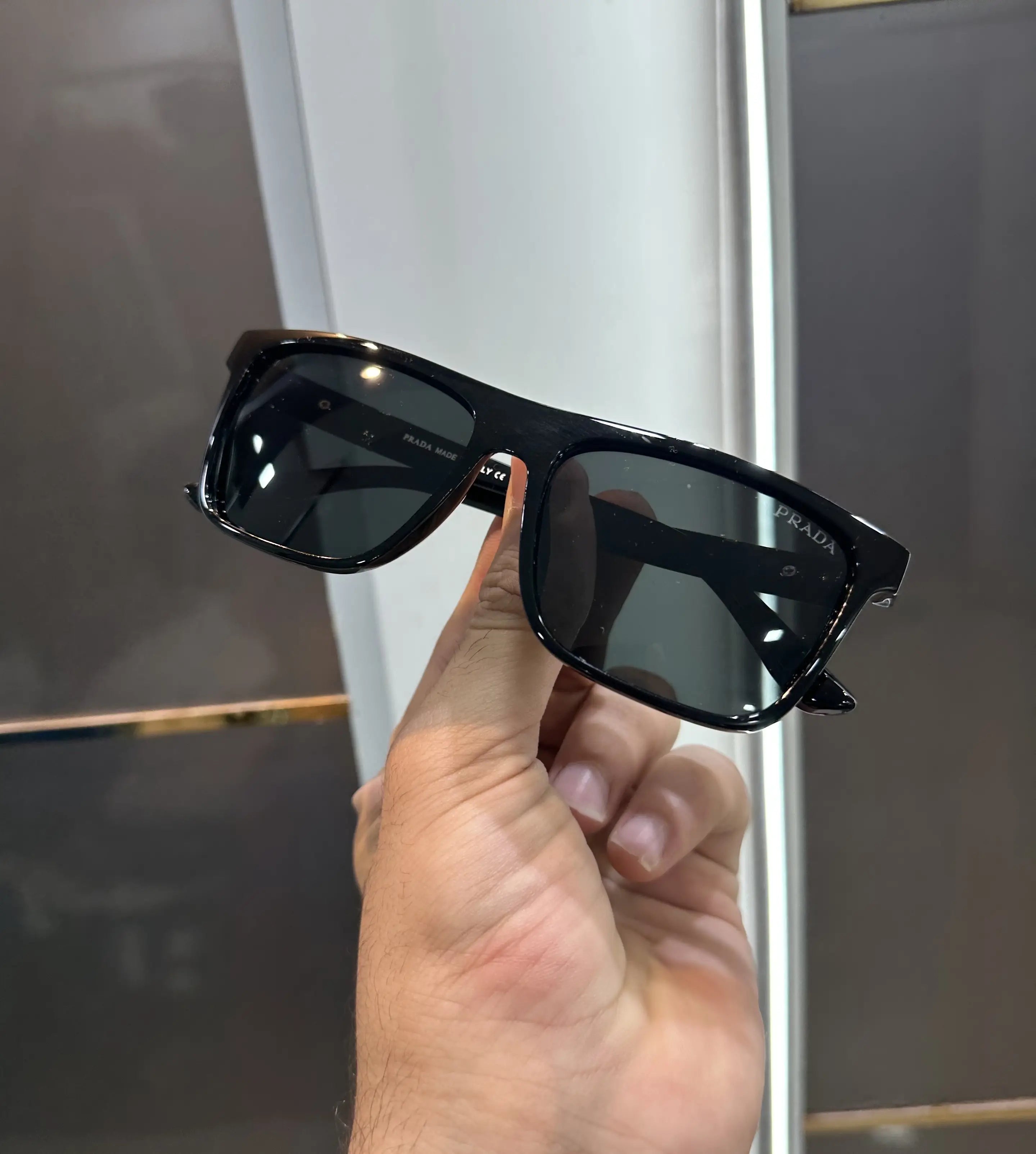 Prad a All Black Premium Shades 2031 Secondary image