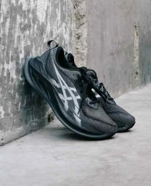 Copy Asicss SuperBlast 2 BLACK Main image
