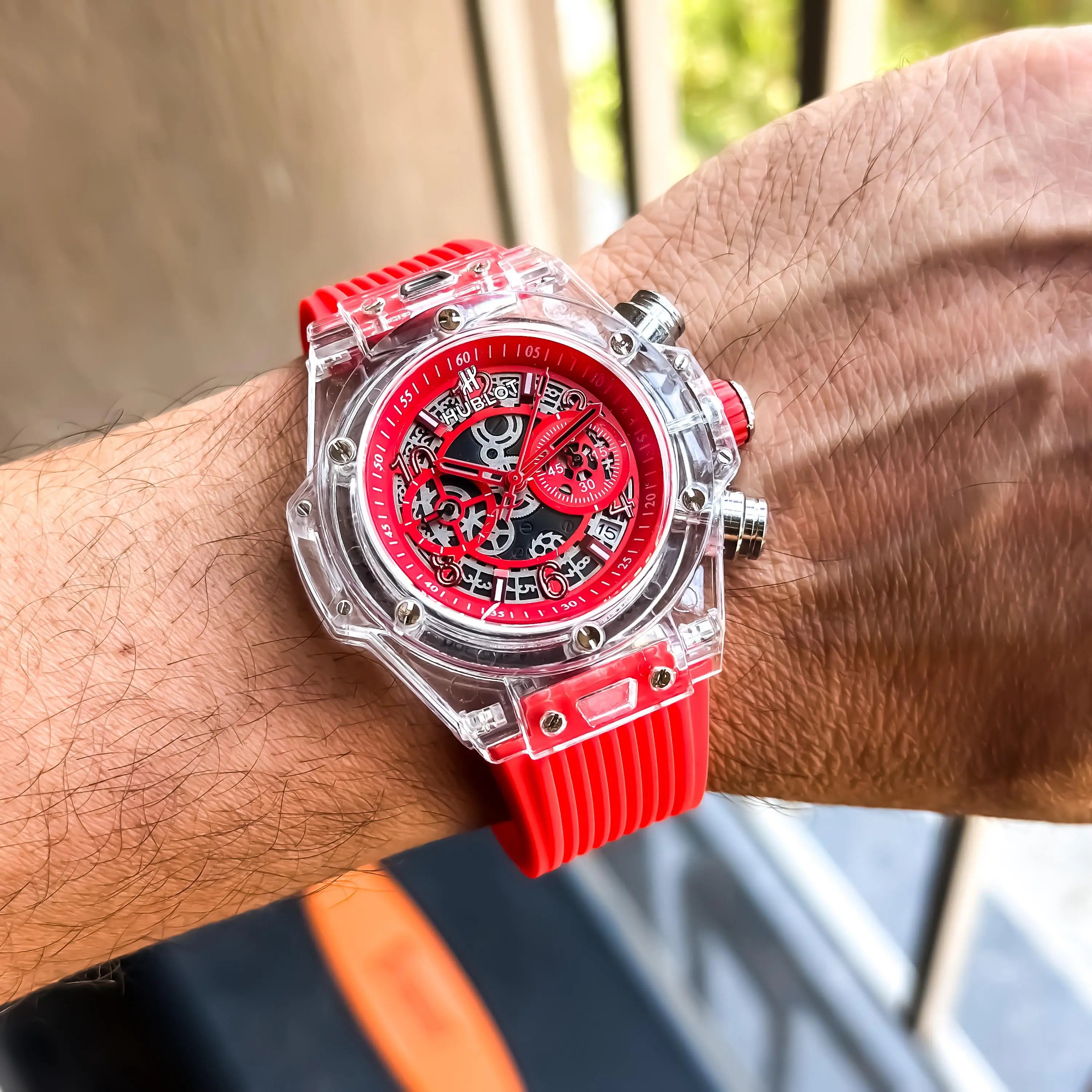 HUBLOT_CHRONOGRAPH_RED Secondary image