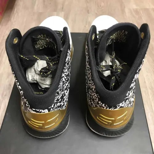 Under Armour Curry 1 Retro Back to Back MVP Secondary image