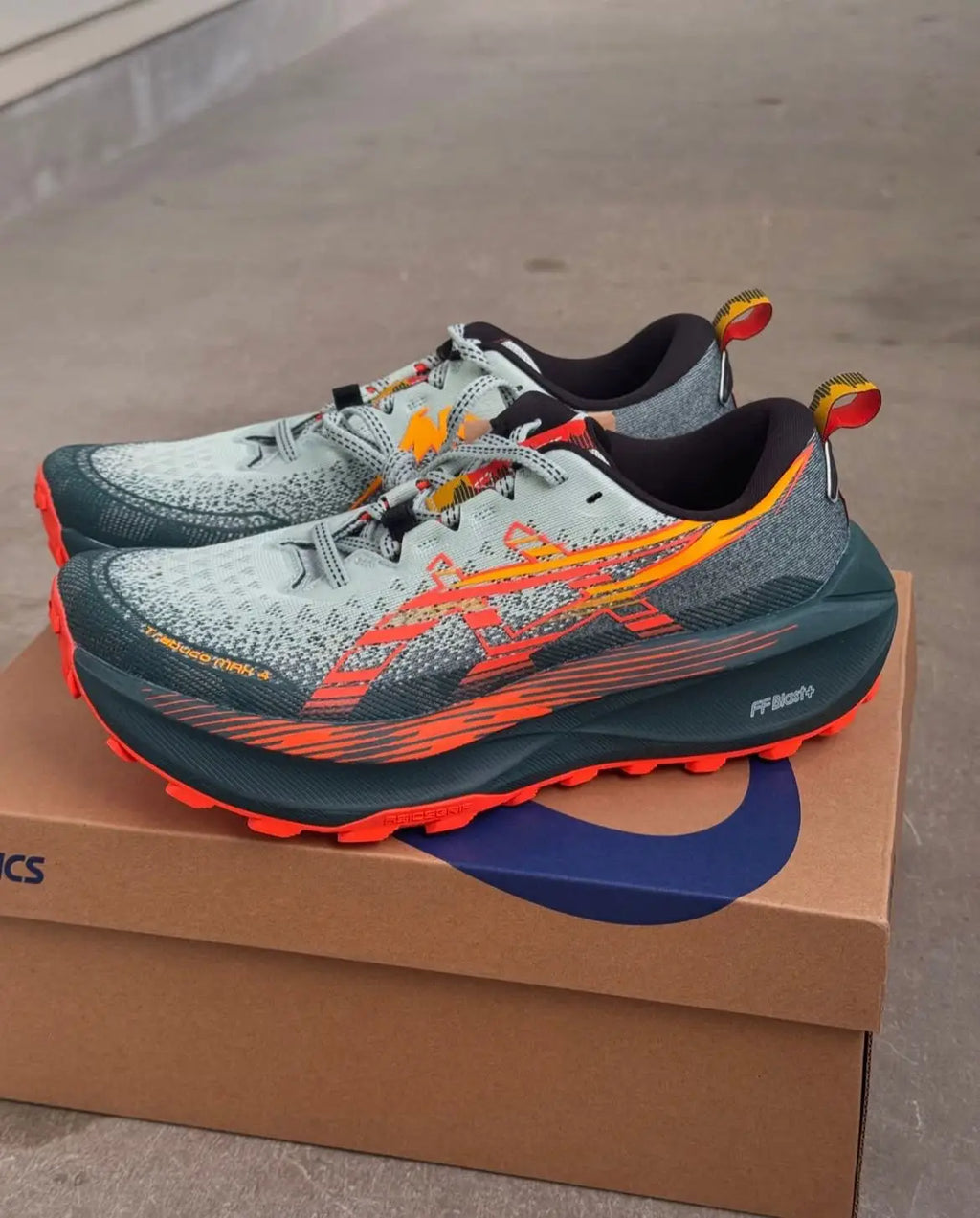Asicss Trabuco Max 4 Trail Cold Moss Nova Orange