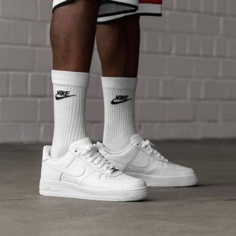 Nik e airforce 1 triple white semi ua quality
