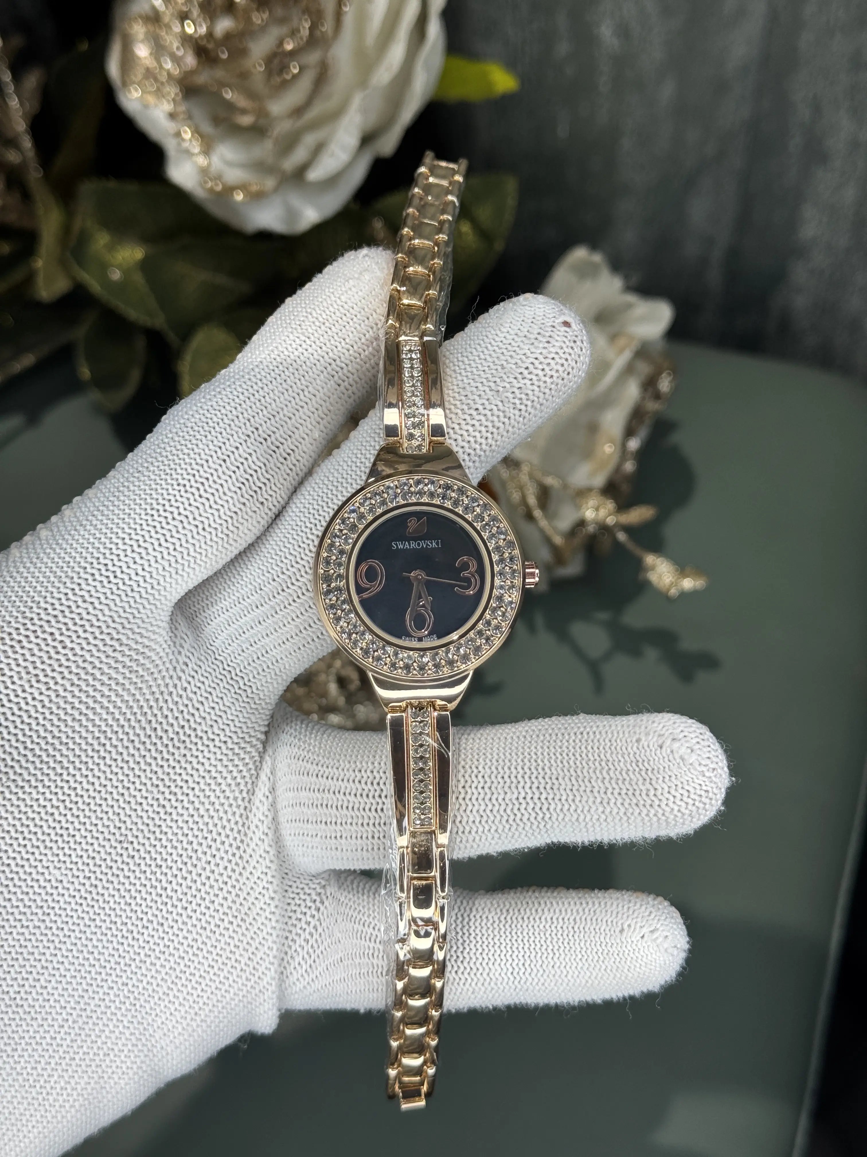 Swarovsk i Rose Gold Black Premium Watch Main image
