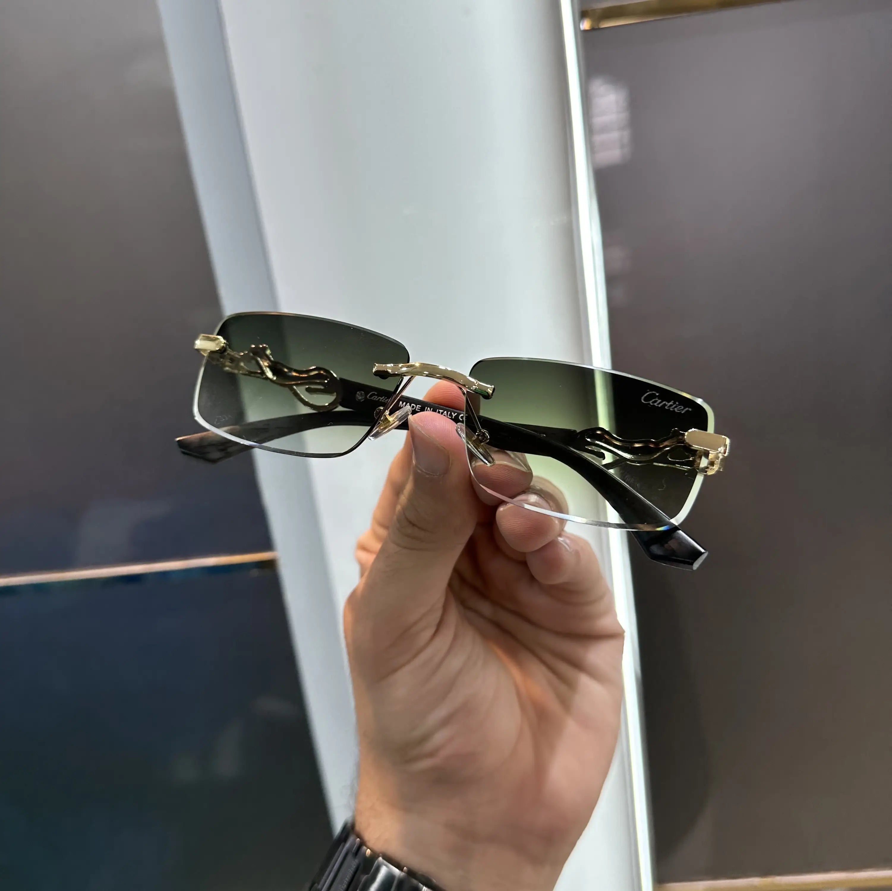 Cartie r Gold Green Premium Shades 001