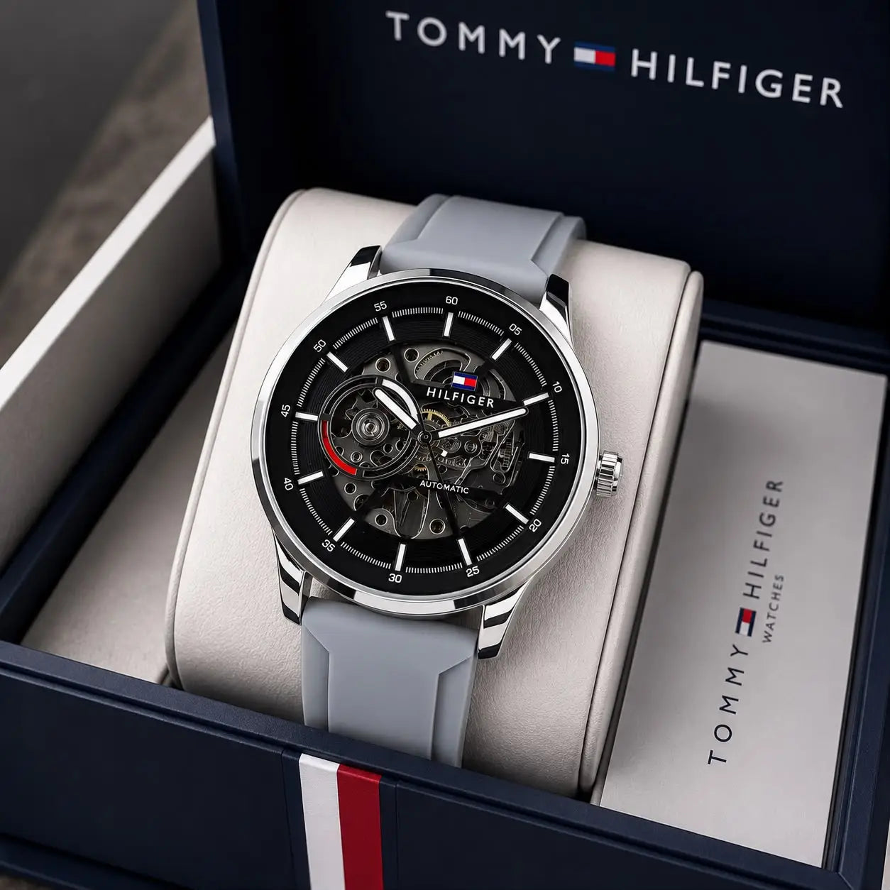 TOMMY_AUTO_SILVER_GRAY