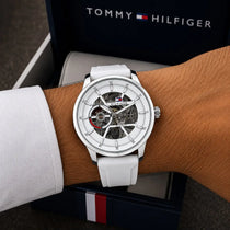 TOMMY_AUTO_SILVER_WHITE