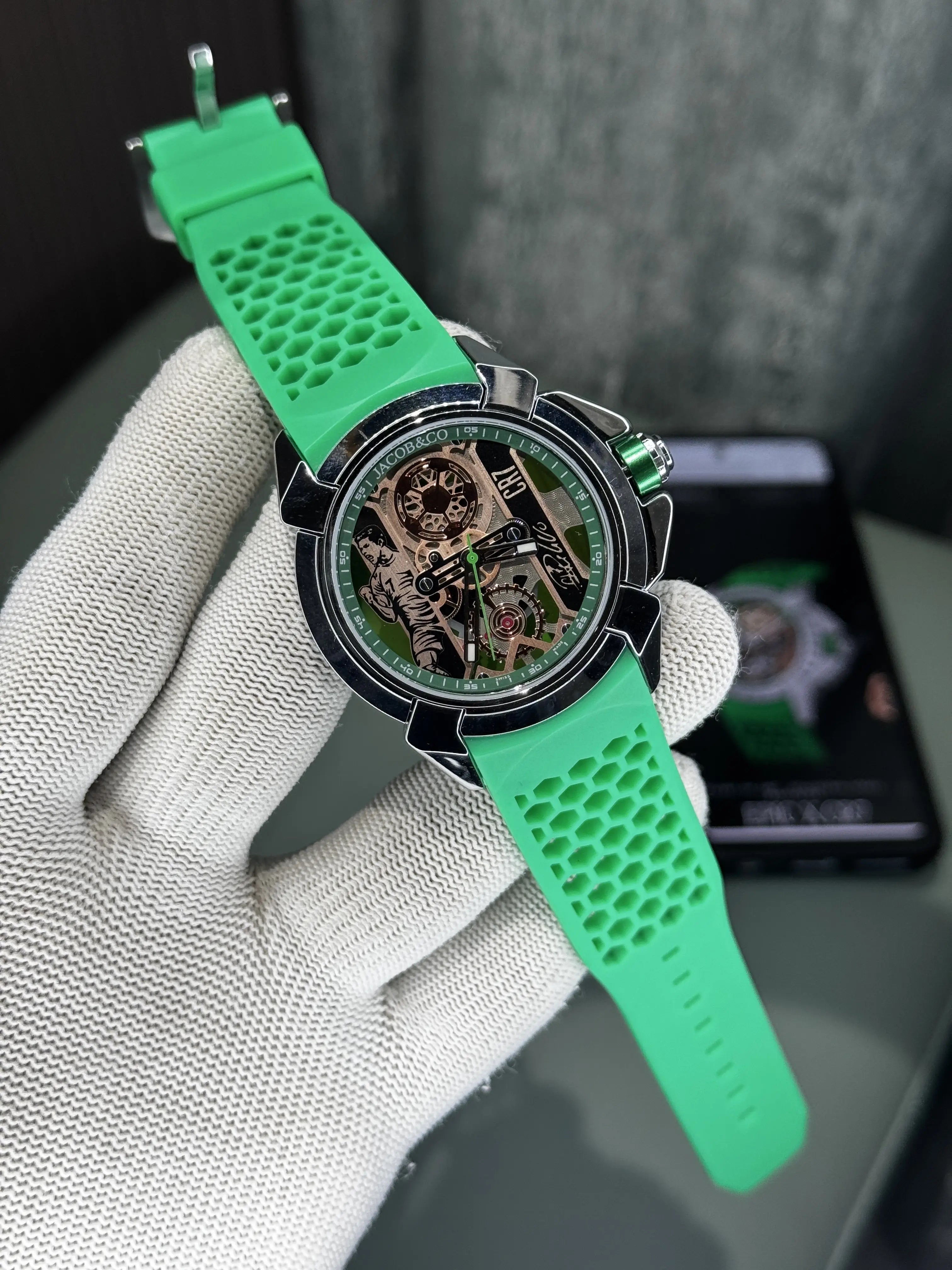 Jacob&Co. Sweep Silver Green Cr7 Quartz Watch Secondary image