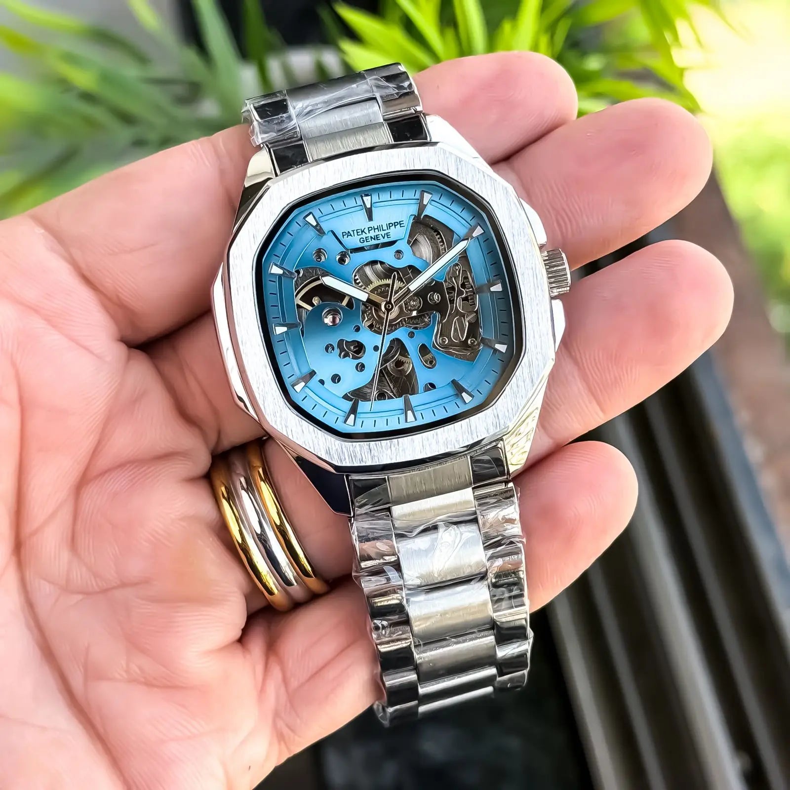 PATEK_AUTO_SILVER_BLUE Main image