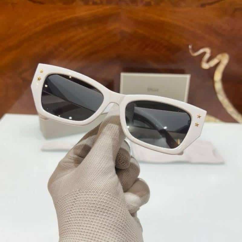 Cristian Dio r White Star Edition Premium Shade 3342
