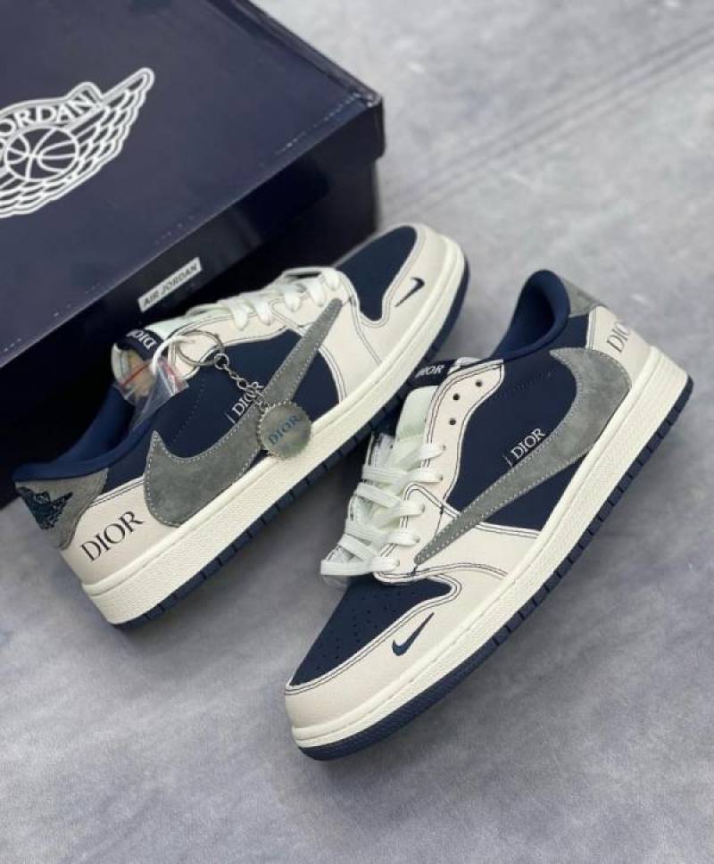 Dioor Air Jordan Retr o 1 X Travis Scott Navy Blue Main image