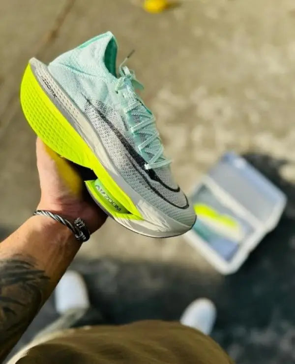 Nik_e Air Zoom Alphafly Next 2 Mint Foam Volt Main image