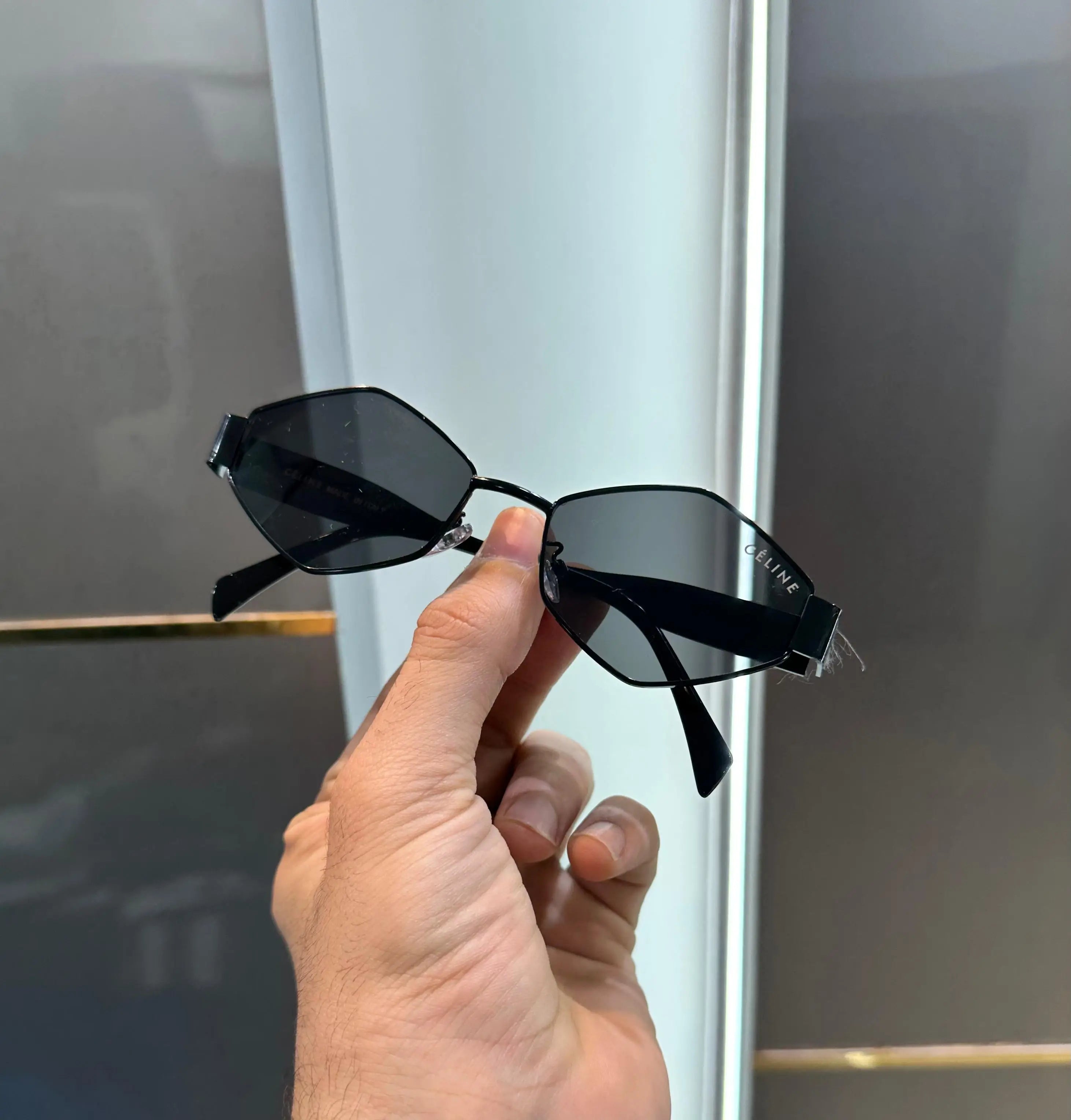 Celin e All Black Designer Premium Shade 598 Secondary image