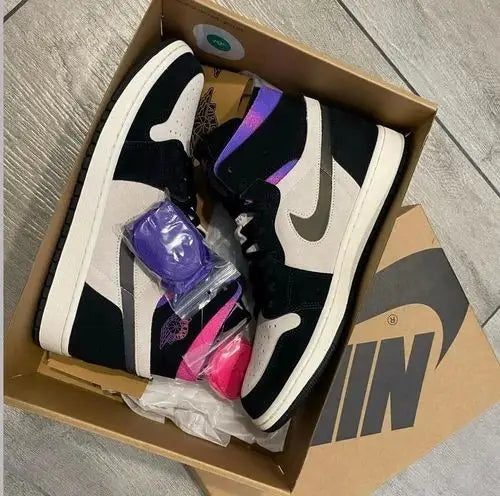 Nik_e Jordan Retro 1 Zoom Air CMFT PSG PARIS Main image