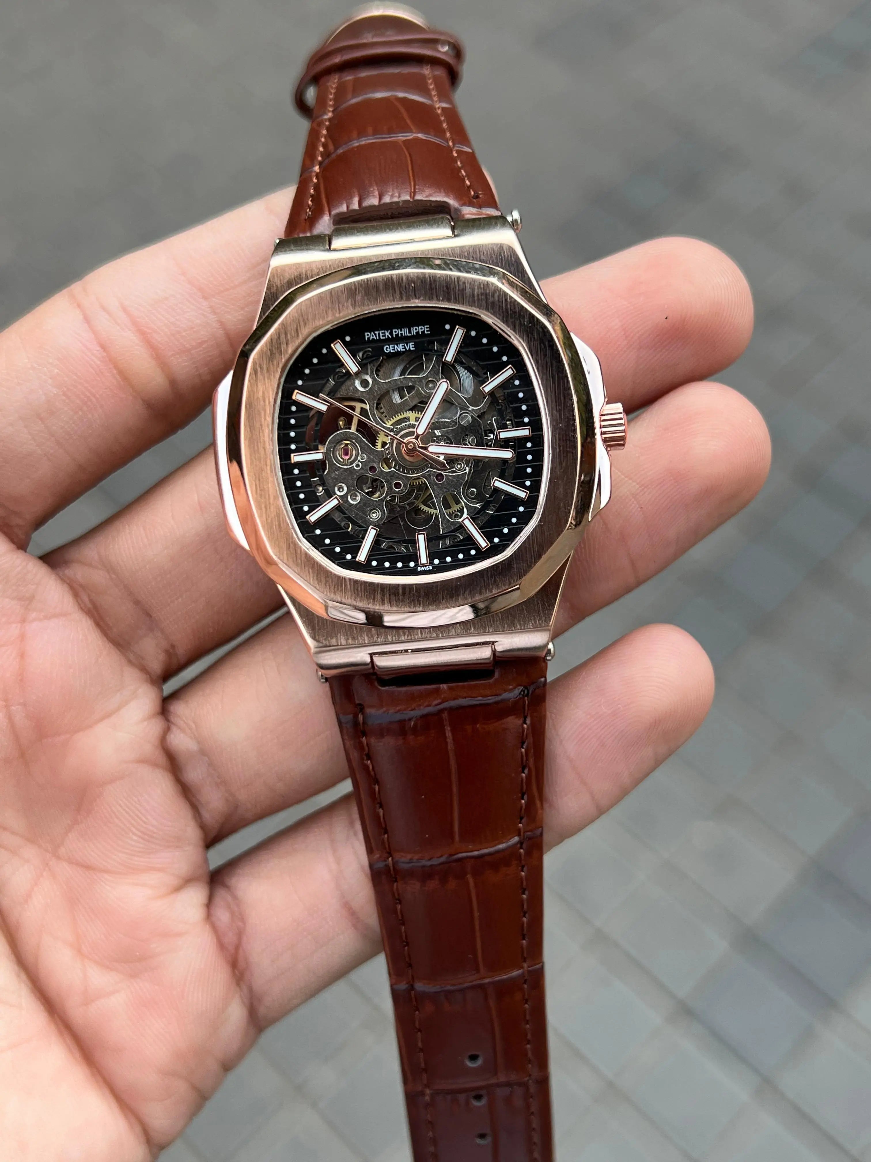 Pate k Phillipe Nautilus Leather Automatic ✓ Main image