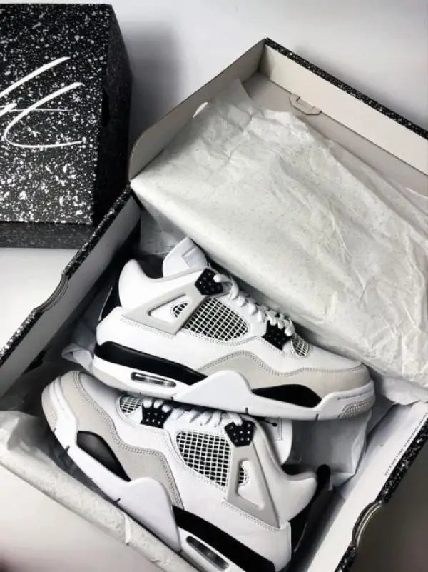 Jordan Retro 4 Military Black Surplus Semi UA