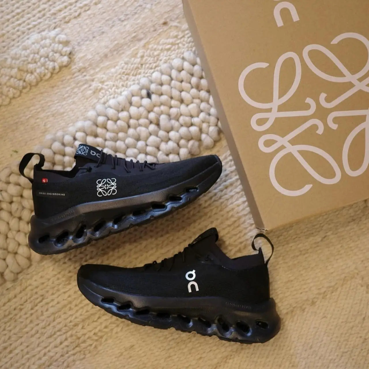 Loewe x On Cloudtilt 2.0 All Black Secondary image
