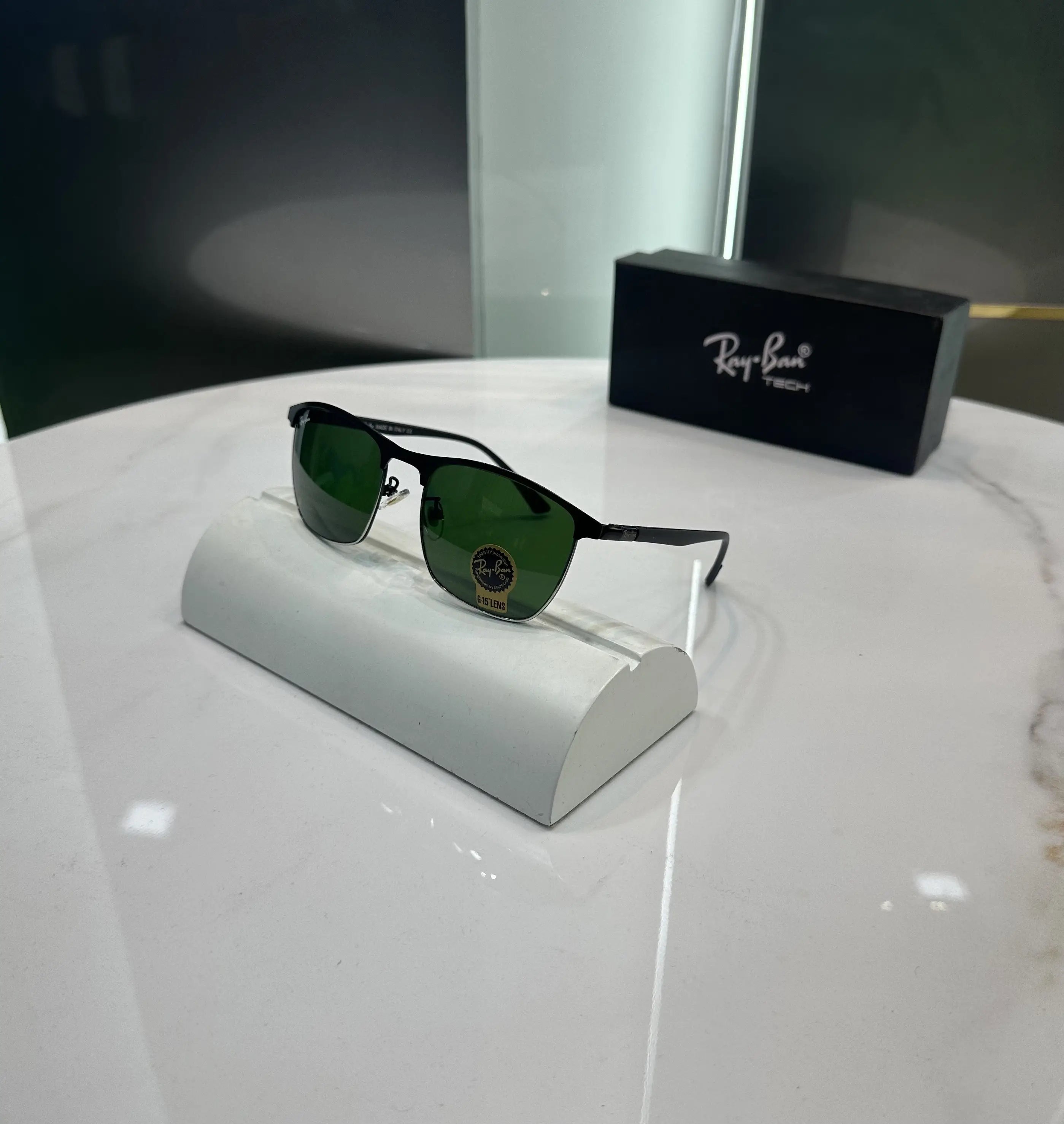 RayBan Black Green Premium Shades 3686 Main image