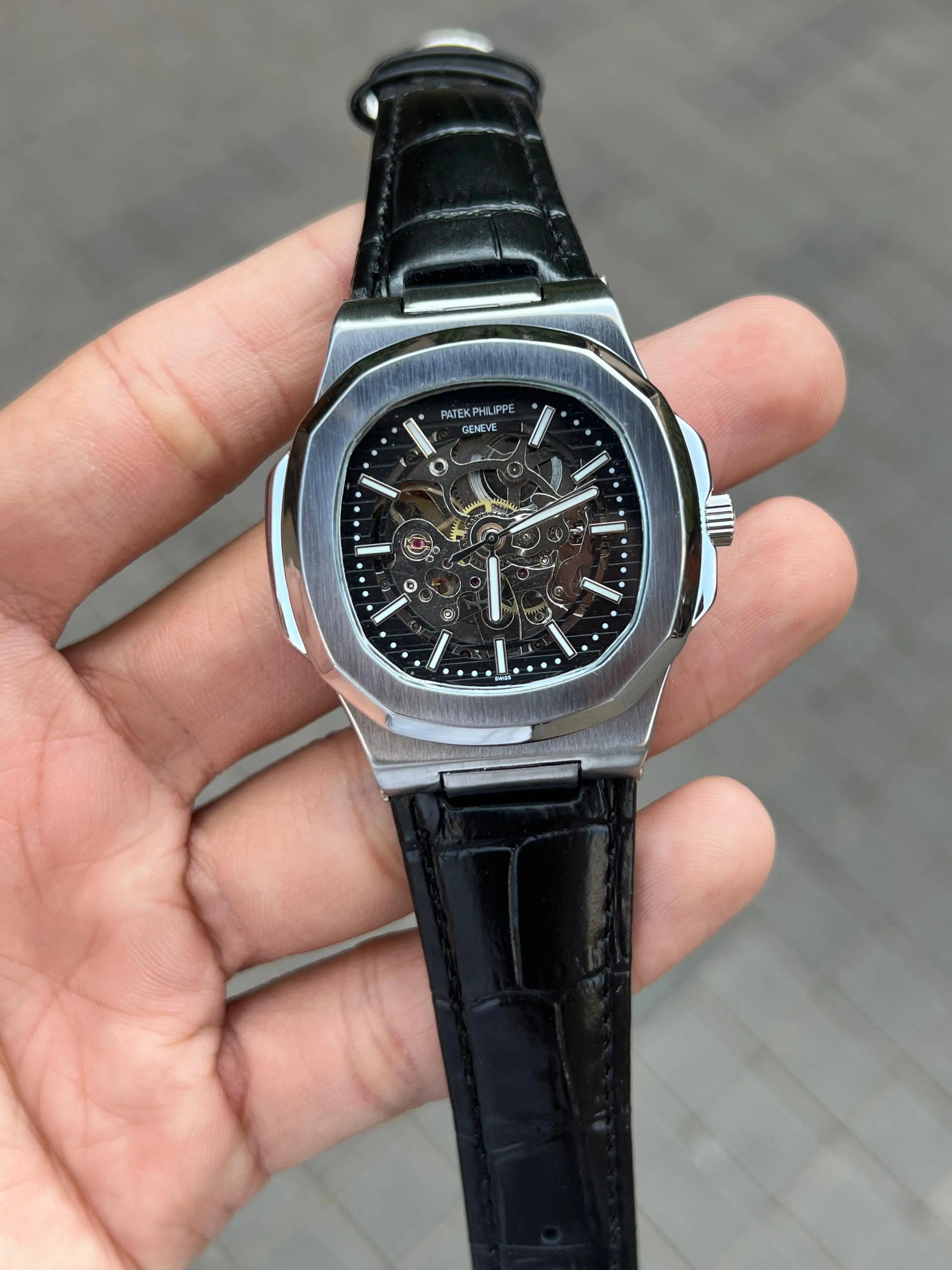 Pate k Phillipe Nautilus Leather Automatic ✓ Main image
