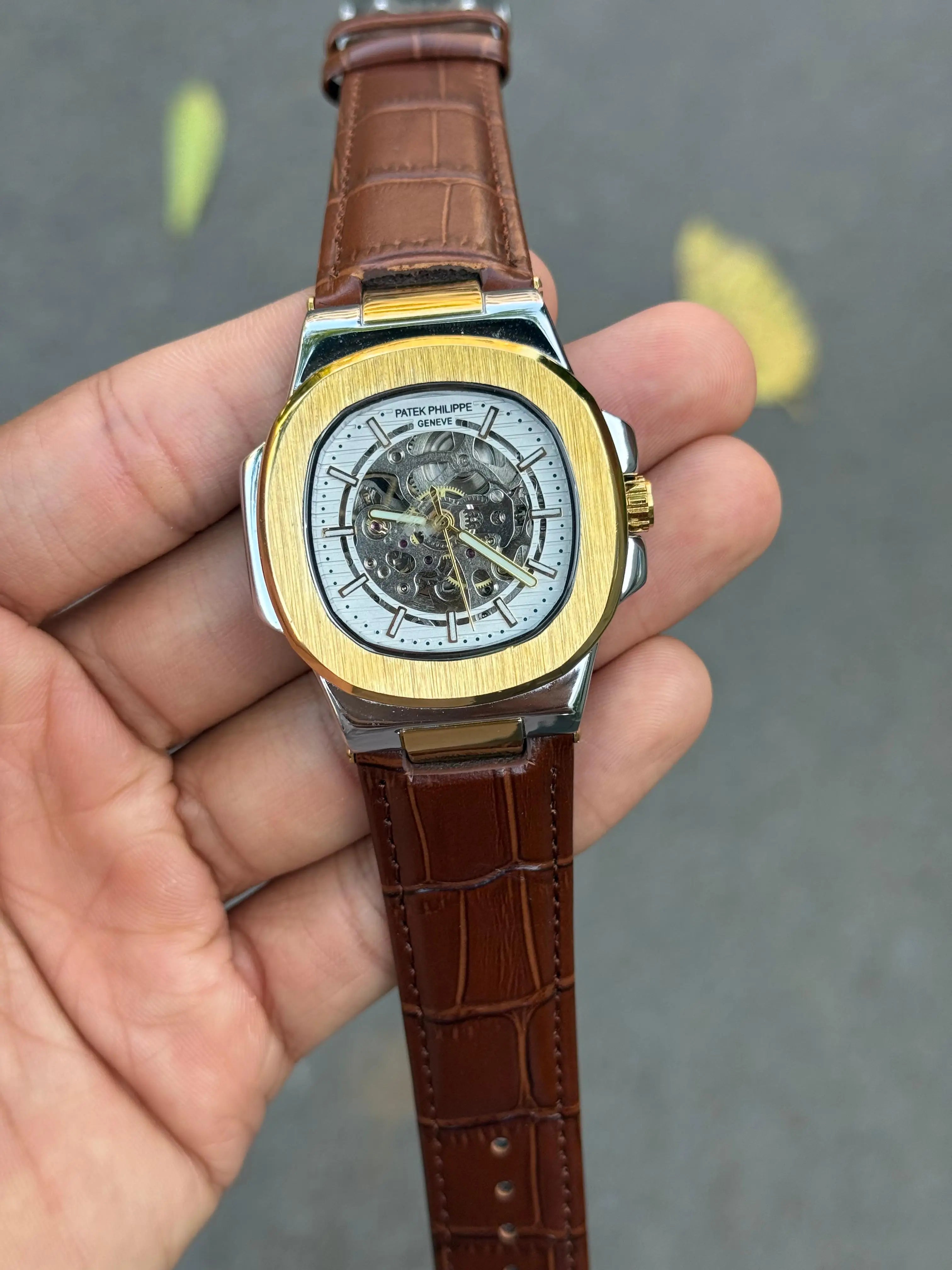 Pate k Phillipe Nautilus Leather Automatic Main image