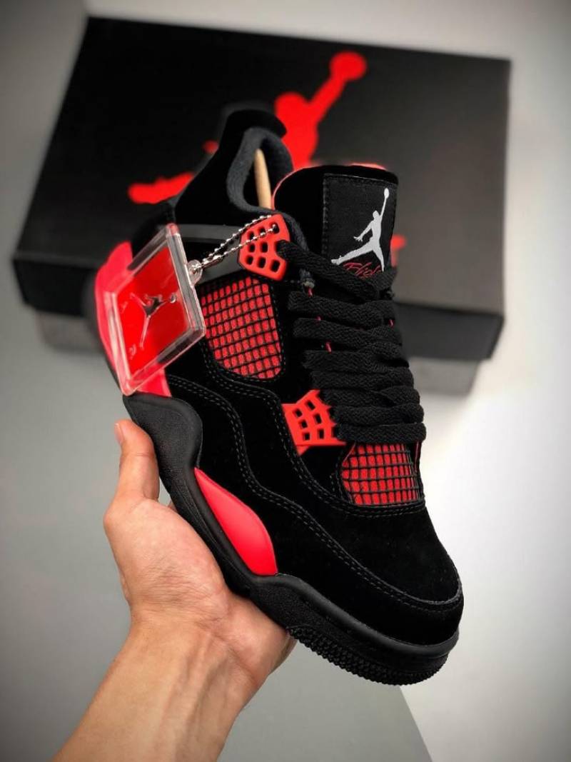 AIR JORDAN RETRO 4 THUNDER SEMI UA Main image