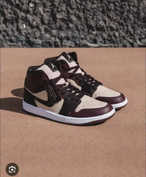 Nik_e Air Jordan 1 Mid SE Paris YMCA