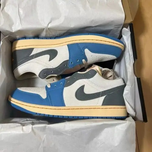 Nik_e Jordan 1 Low Vintage UNC Grey Suede Main image
