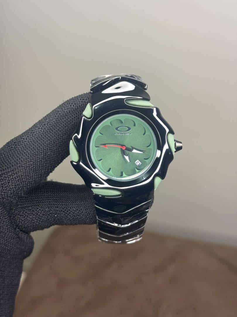 Oakle y Blade Black-Green Metal Premium Watch