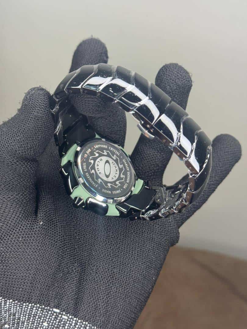 Oakle y Blade Black-Green Metal Premium Watch