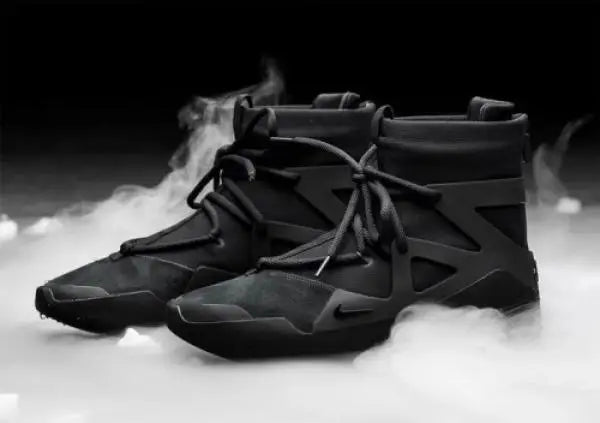 Nik_e Air Fear Of God Triple Black