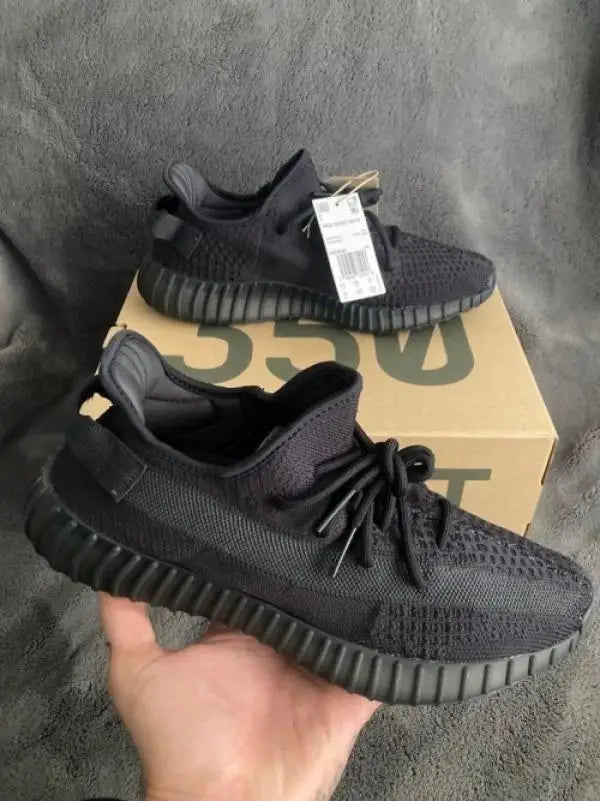 Adida_s yeezy boost 350 V2 Onyx semi ua with Accessories