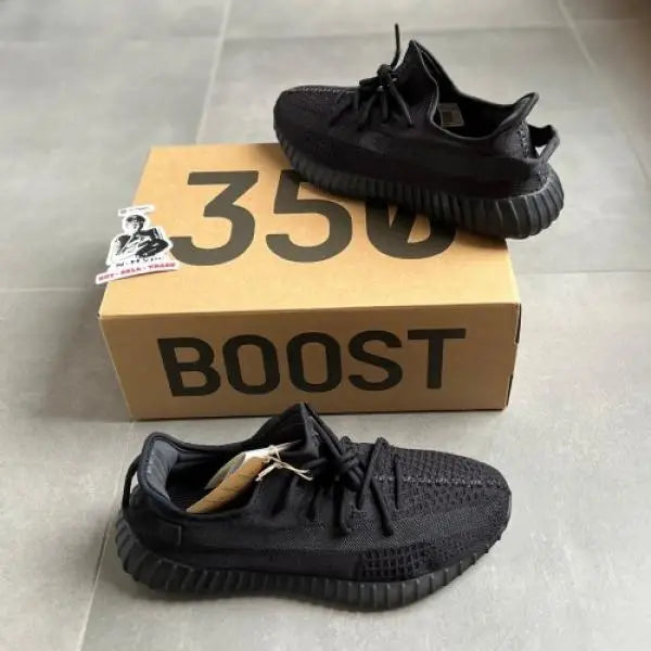 Adida_s yeezy boost 350 V2 Onyx semi ua with Accessories Secondary image