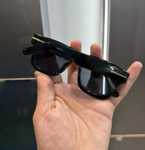 Tomford All Black Premium Shades 258
