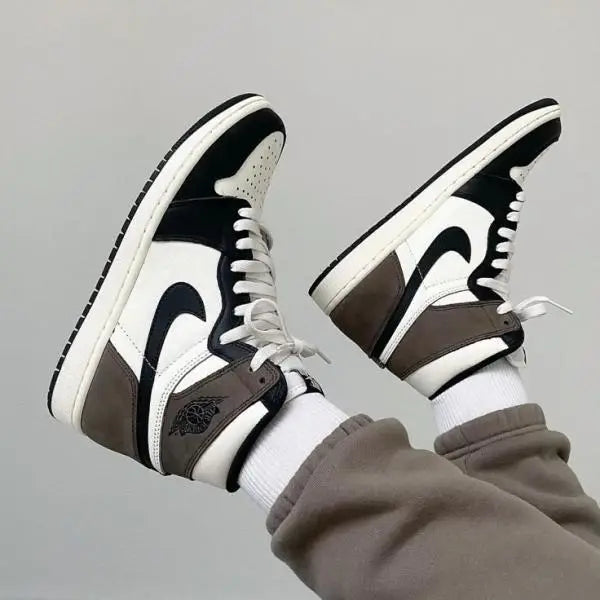 Nik_e Jordan Retro 1 Dark Mocha Women